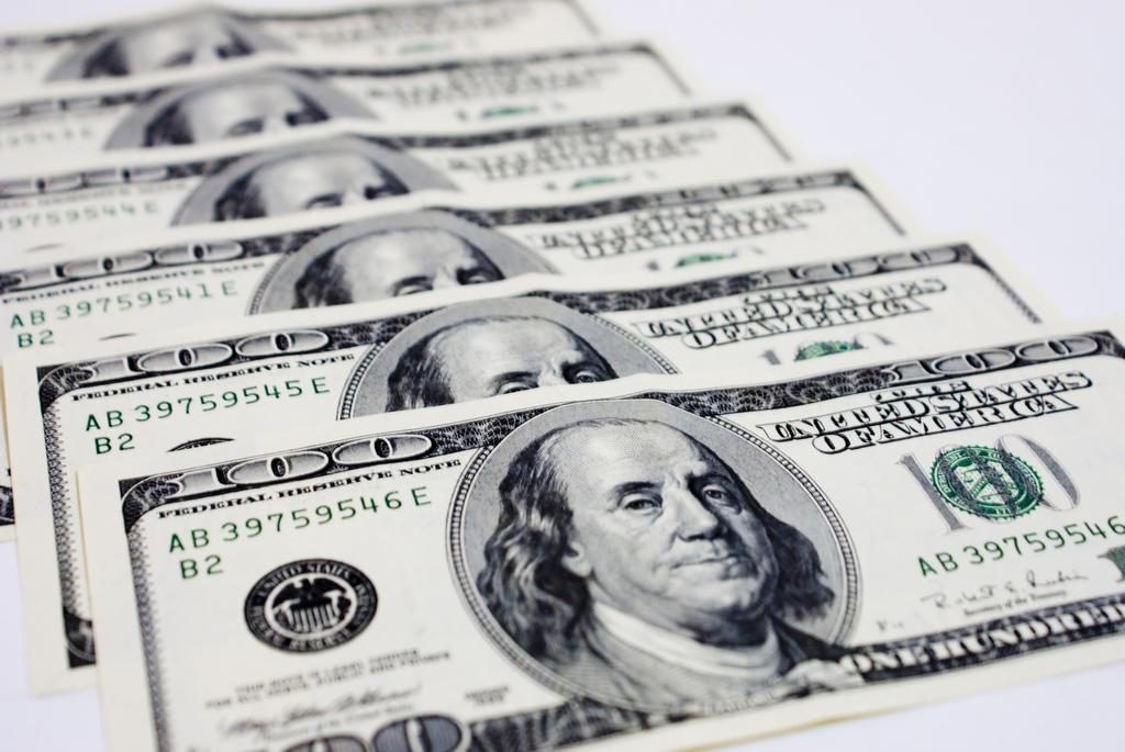 Фото игровой валюты. Фото Франклина на долларе. Купить доллар. Daily money. Купить доллар для поездки